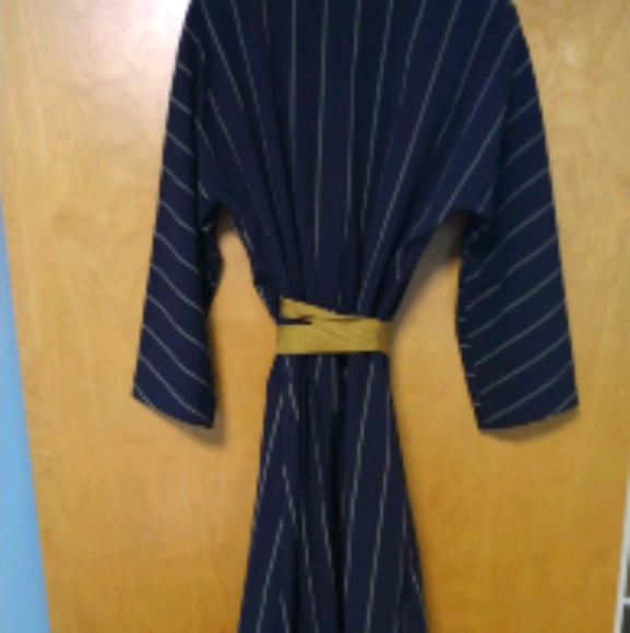 Rentrayage Pinstripe wraparound maxi dress - Picture 4 of 12